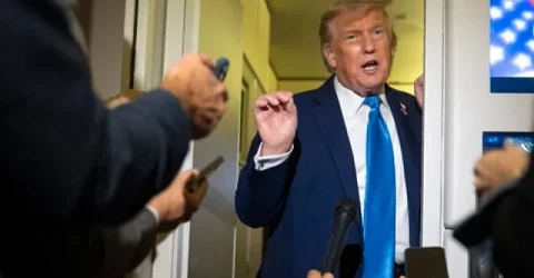 ইরানের ‘নিঃশর্ত আত্মসমর্পণ’ চান ট্রাম্প