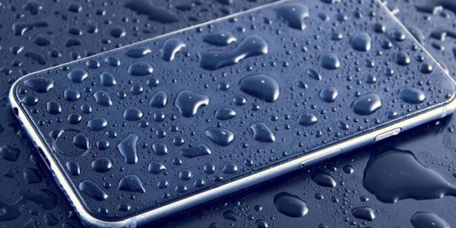 স্মার্টফোন পানিতে ভিজে গেলে যা করবেন