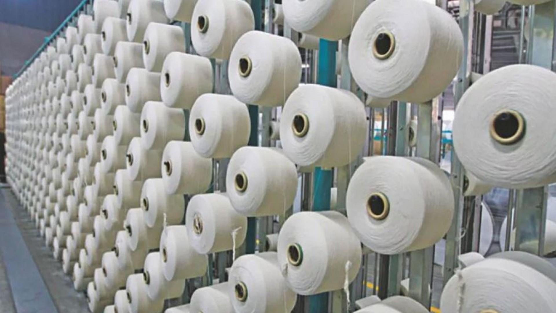 রাতের আঁধারে বিক্রি হচ্ছে বন্ড সুবিধায় আমদানিকৃত কাগজ