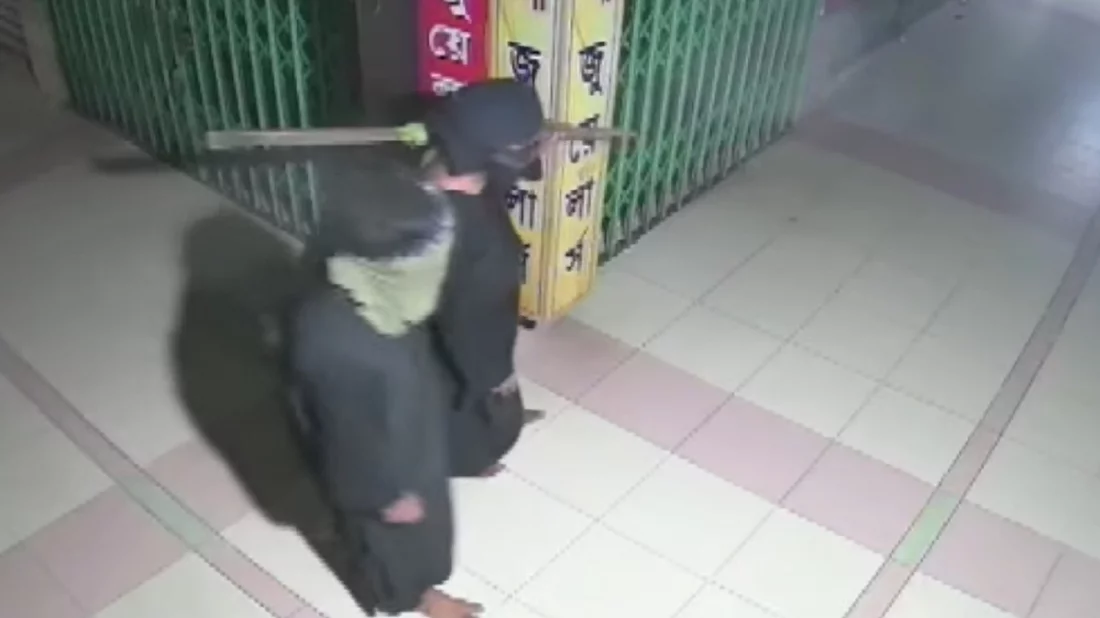 রাজধানীতে ছদ্মবেশে ৫০০ ভরি স্বর্ণ চুরি