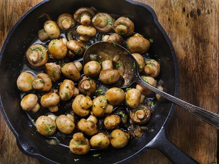 মাশরুম রান্নার আগে কিছু বিষয় জেনে রাখা খুব জরুরি