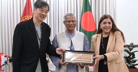 ক্যানসার নিয়ে সর্বজনীন সচেতনতা বাড়ানোর আহ্বান প্রধান উপদেষ্টার !