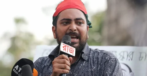 ঢাকা থেকে নির্বাচন করার ঘোষণা দিলেন নাহিদ