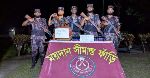 সীমান্তে ২ কোটি ১৭ লাখ টাকার ভারতীয় পণ্য জব্দ