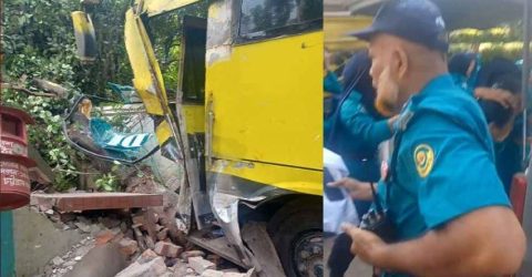 ২৭ নারী পুলিশ আহত