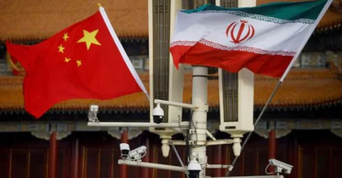 যুদ্ধবিরতির মাঝেই নতুন করে ইরানে ‘অত্যাধুনিক অস্ত্র’ পাঠাচ্ছে চীন