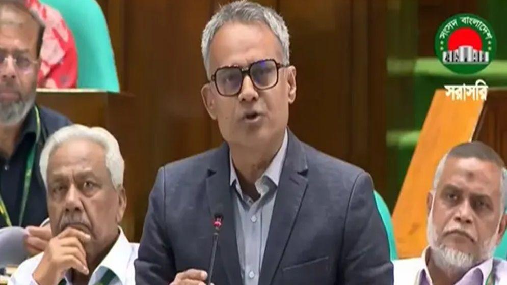 ভারত থেকে ২০০ ব্রডগেজ কোচের ক্যারেজ রেলের বহরে যুক্ত হবে: সড়কমন্ত্রী