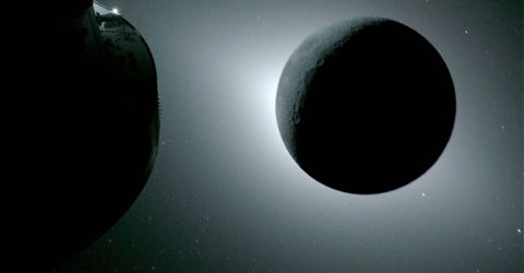 ঐতিহাসিক সফর শেষে পৃথিবীর পথে আর্টেমিস-২ এর নভোচারীরা