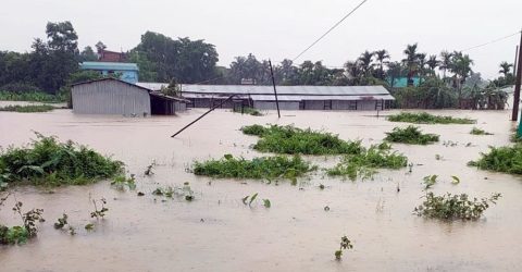 বন্যা পরিস্থিতি আরও অবনতির শঙ্কা