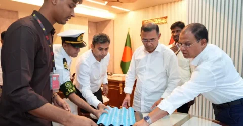 শিক্ষার্থী সাজ্জাদুলের উদ্ভাবিত পণ্য পরিদর্শন প্রধানমন্ত্রীর