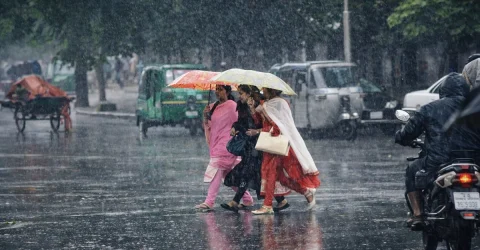 আগামী ৫ দিন ভারি বর্ষণ হতে পারে যেসব অঞ্চলে