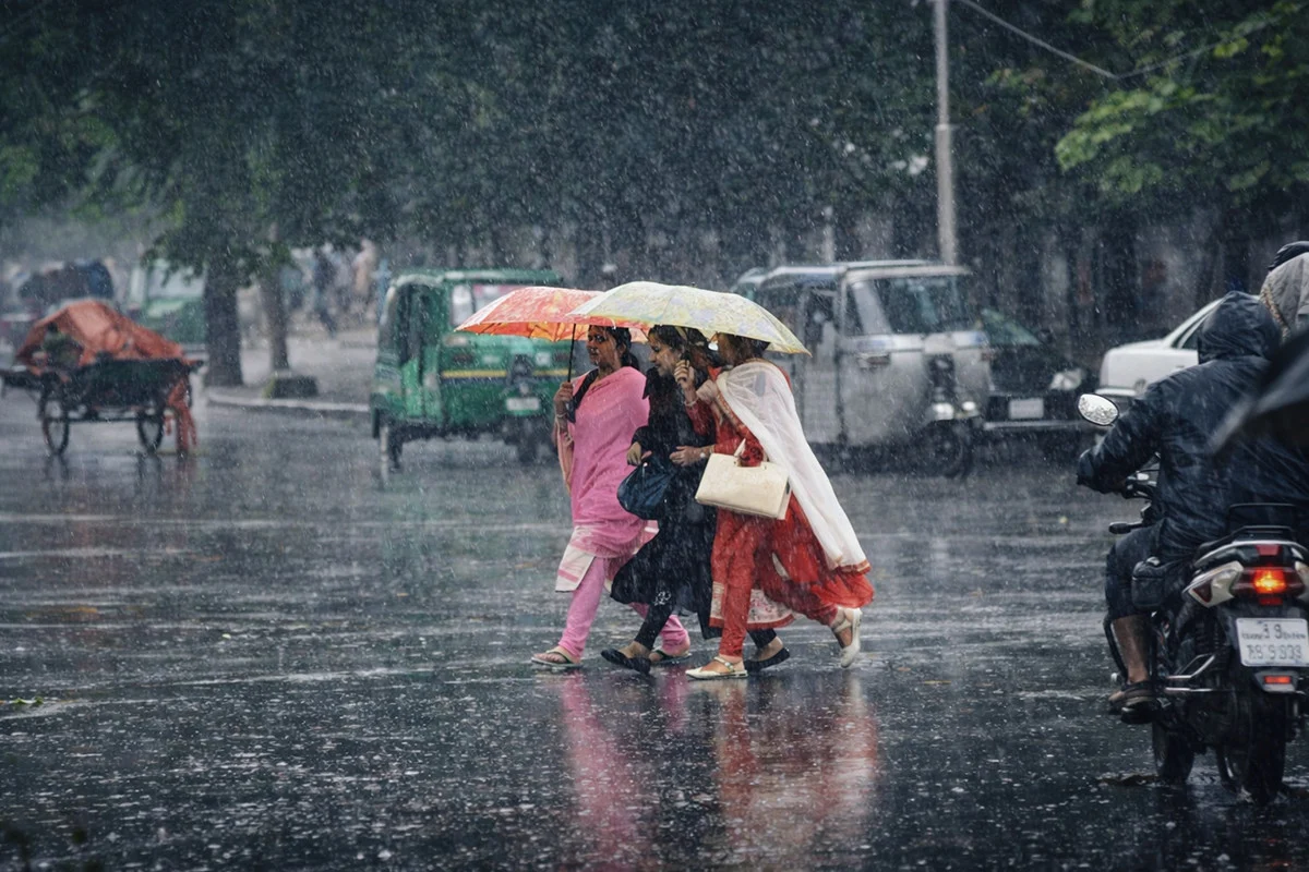 আগামী ৫ দিন ভারি বর্ষণ হতে পারে যেসব অঞ্চলে