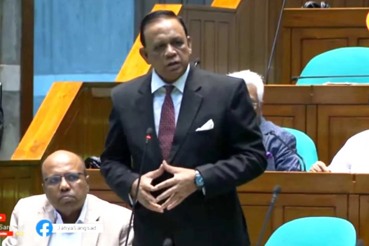 ৫০০ ও ১০০০ টাকার নোট সাময়িকভাবে বাতিলের প্রস্তাব খোকনের
