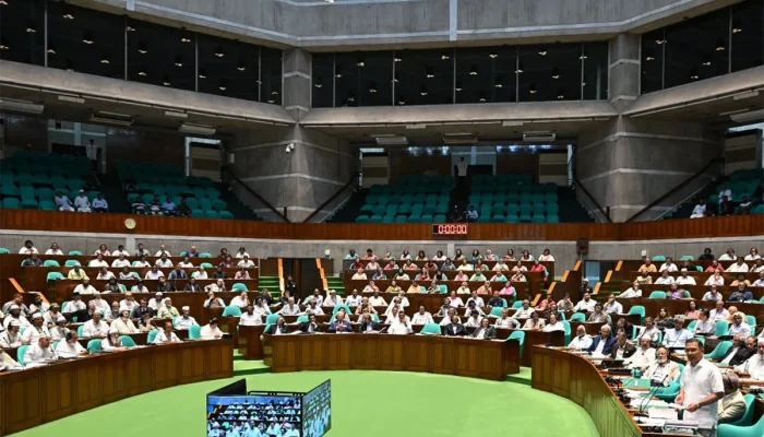 সংসদে ৯ লাখ ৩৮ হাজার কোটি টাকার বাজেট পাস