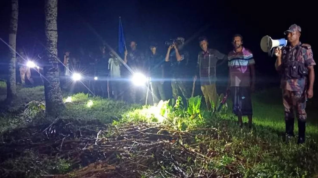 দর্শনা সীমান্ত দিয়ে ১১ বাংলাভাষীকে পুশইনের চেষ্টা, প্রতিহত করল বিজিবি