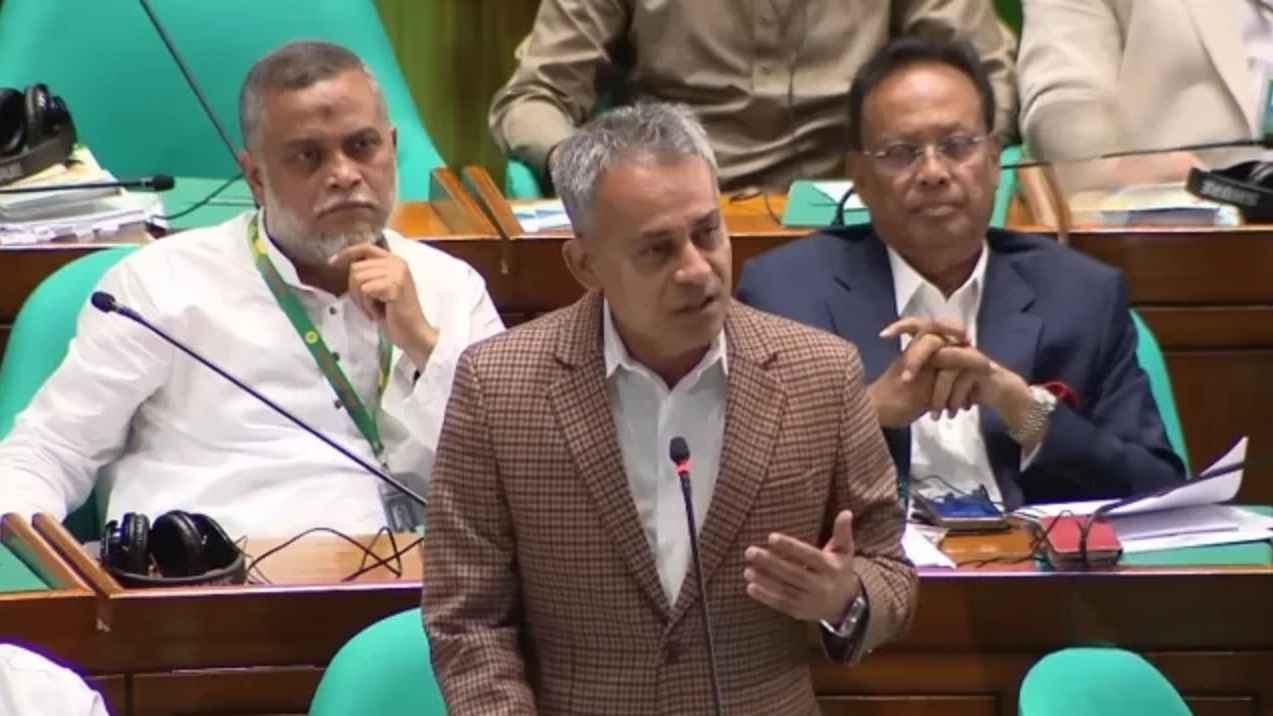 অটোরিকশাসহ অবৈধ যানবাহনের বিরুদ্ধে ব্যবস্থা নেওয়া হচ্ছ: সংসদে মন্ত্রী