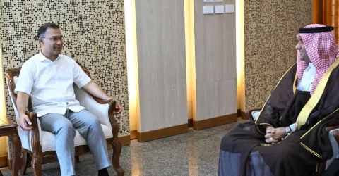 প্রধানমন্ত্রীর সঙ্গে সৌদি রাষ্ট্রদূতের সাক্ষাৎ