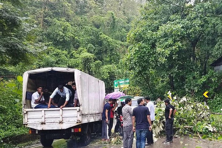 বান্দরবানের সব পর্যটনকেন্দ্র বন্ধ ঘোষণা