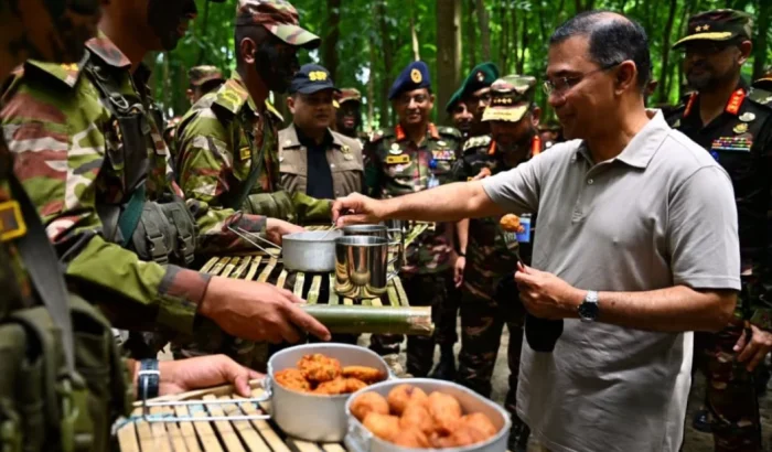দেশের জনগণ সেনাবাহিনীর ওপর গভীর আস্থা রাখে: প্রধানমন্ত্রী