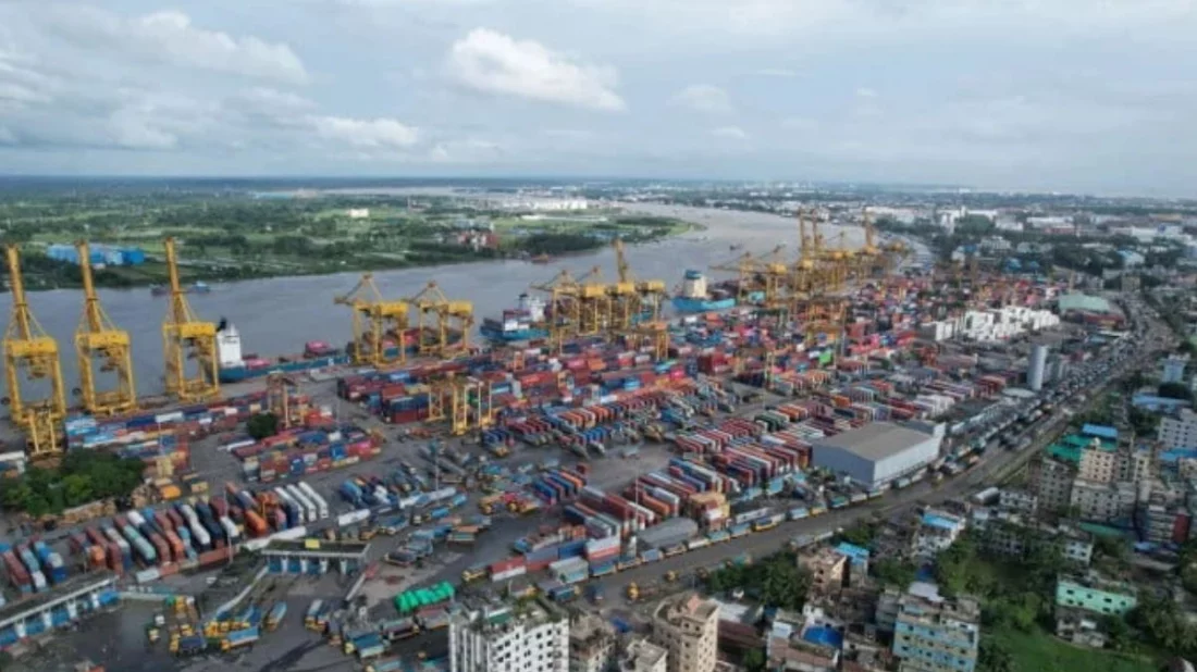 আয়ের রেকর্ডে চট্টগ্রাম বন্দর ও কাস্টমস