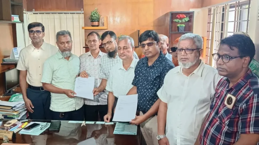 ‘তারা আমাকে ‘জয় বাংলা, জয় বঙ্গবন্ধু’ বলতে জোর করে’