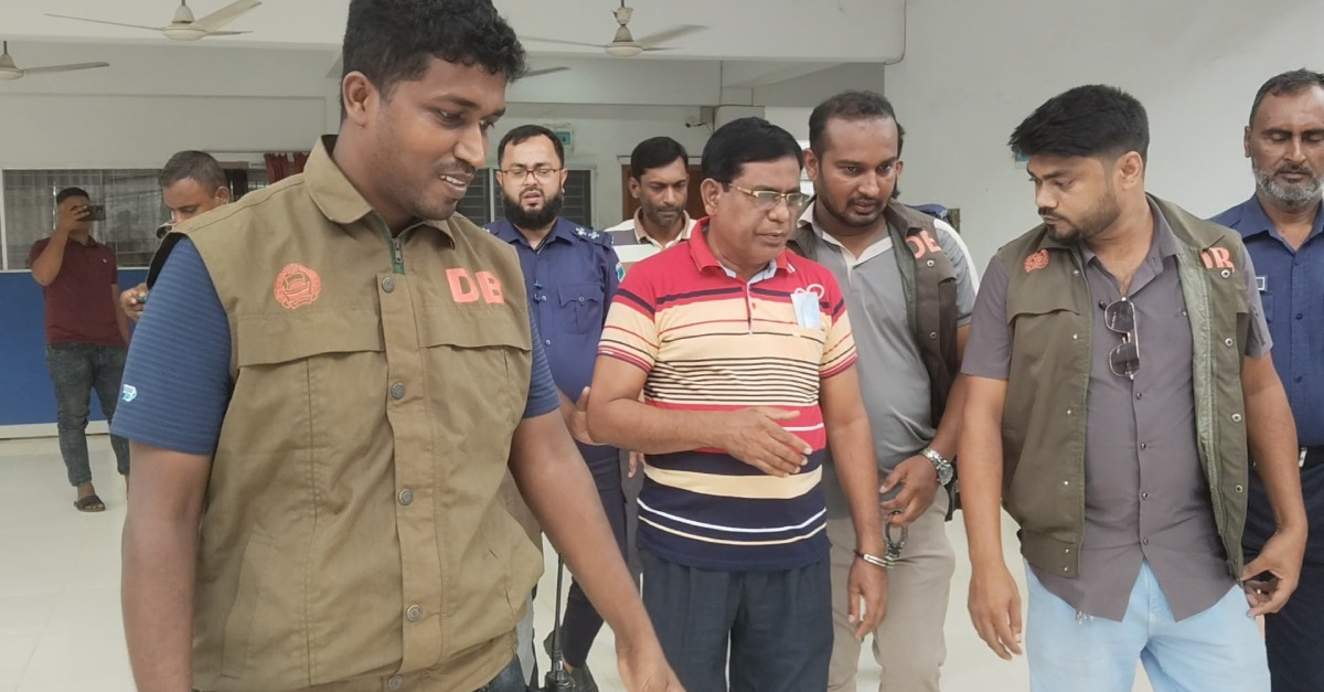 ভারতে যাওয়ার পথে দর্শনা ইমিগ্রেশনে মেহেরপুর জেলা আ. লীগের সাধারণ সম্পাদক