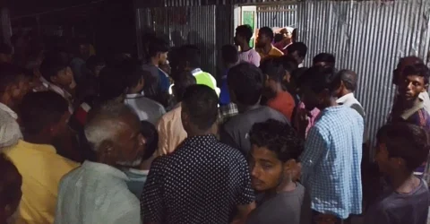 শাশুড়িকে সম্মান জানাতে অস্বীকৃতি, চড় দেওয়ায় বাবাকে হত্যা করলো ছেলে