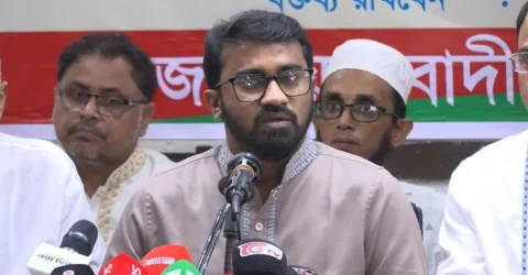 পাটওয়ারীকে গ্রেপ্তার করে রিমান্ডে নিলেই বের হবে, বাসে ককটেল মারছে কারা: রাশেদ খাঁন