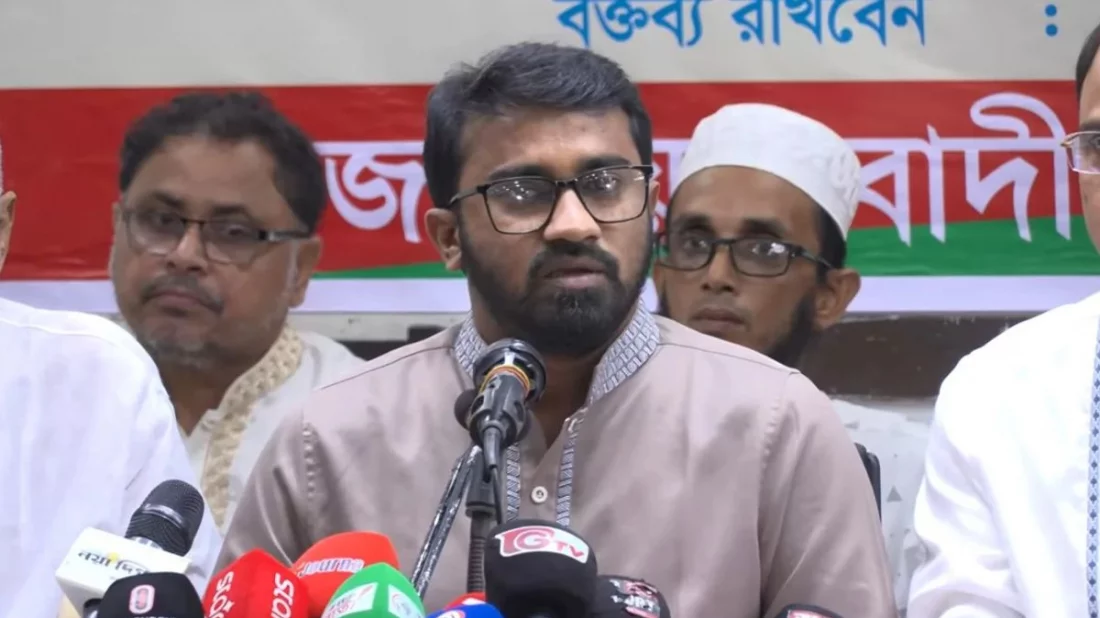 পাটওয়ারীকে গ্রেপ্তার করে রিমান্ডে নিলেই বের হবে, বাসে ককটেল মারছে কারা: রাশেদ খাঁন