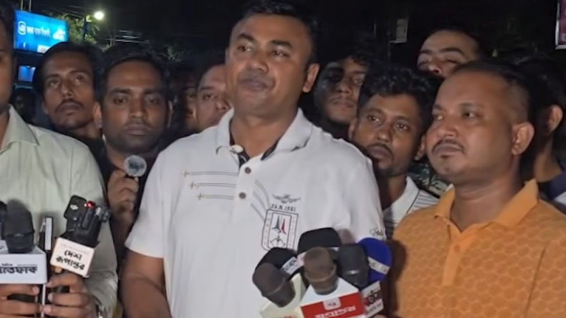 সালমানকে নিঃশর্ত ক্ষমা চাইতে বললেন আমান
