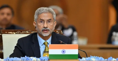 আমাকে‘একটি সন্ত্রাসী দেশ  প্রশ্ন করছে’: পাকিস্তানকে জয়শঙ্ক