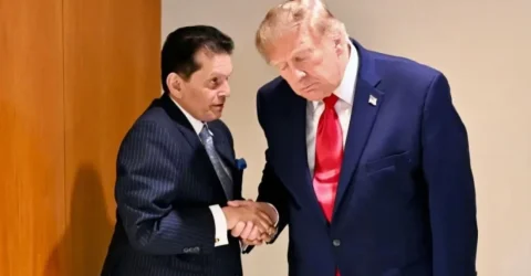 ডোনাল্ড ট্রাম্পের সঙ্গে খলিলুর রহমানের সৌজন্য সাক্ষাৎ