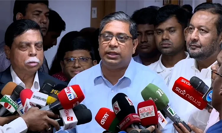 বৈধভাবে বছরে ১০ হাজার শ্রমিক ইতালিতে যাওয়ার সুযোগ আছে : মীর শাহে আলম