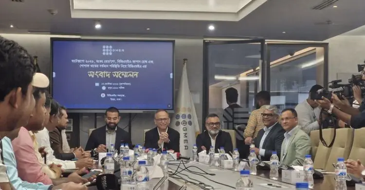 পোশাক খাতে এআই ব্যবহার শ্রমিকের বিকল্প হবে না: বিজিএমইএ সভাপতি