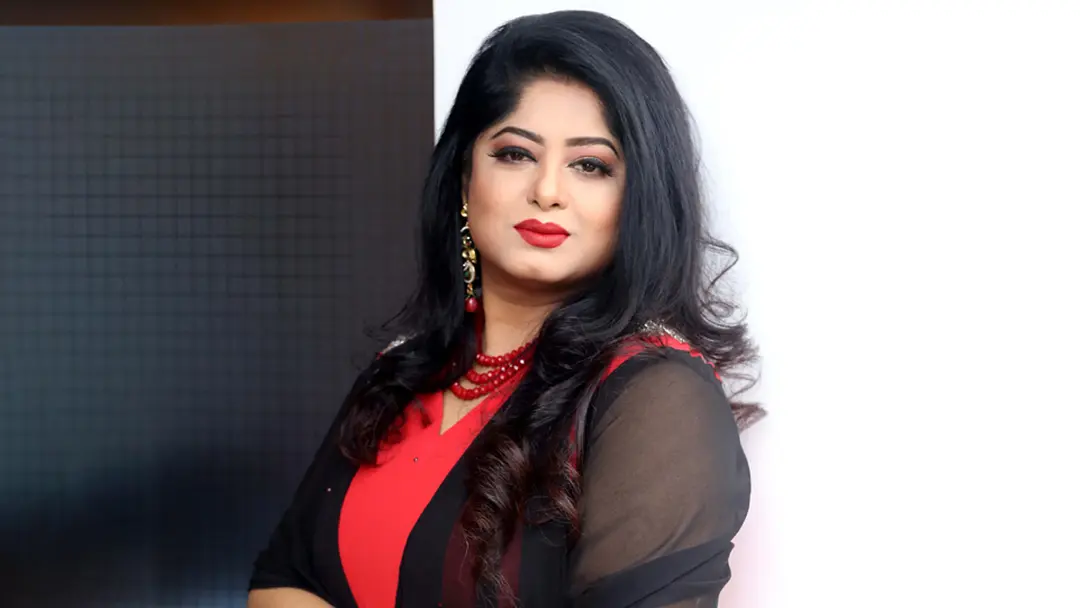 বিতর্কের পর ফের যুক্তরাষ্ট্রে নতুন সিনেমায় মৌসুমী