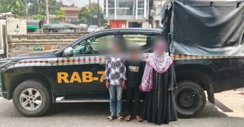 দুই শিশুর পেটে ইয়াবা, চট্টগ্রামে নারী আটক