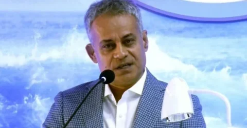 ইট ভেঙেছেন, কৃষিকাজ করেছেন, সেই আমিনুল এখন বিসিএস ক্যাডার