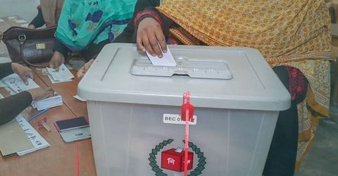 উপনির্বাচন ঠাকুরগাঁও-১ আসনে ভোট চলছে