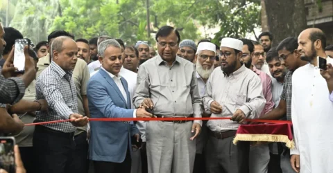 ডিএসসিসি প্রশাসক ধানমন্ডি লেকের পাশে হবে ‘নজরুল সরোবর’