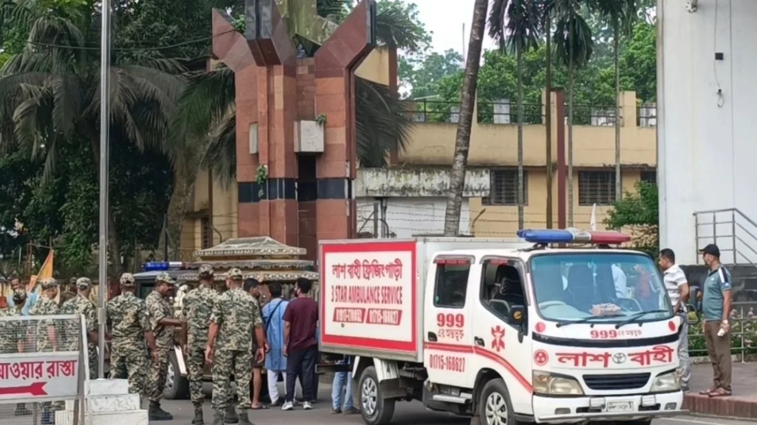 দেশে ফিরল নিষিদ্ধ ছাত্রলীগ নেতা রোটনের মরদেহ, রাউজানে দাফন