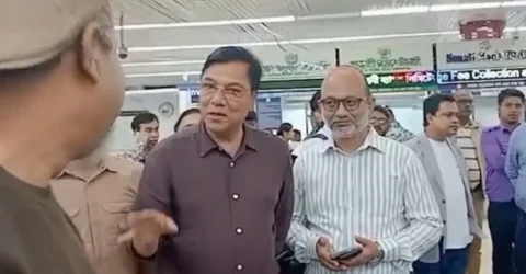 হঠাৎ শাহজালাল বিমানবন্দর পরিদর্শনে বিমানমন্ত্রী, ট্রলি বাড়ানোর নির্দেশ