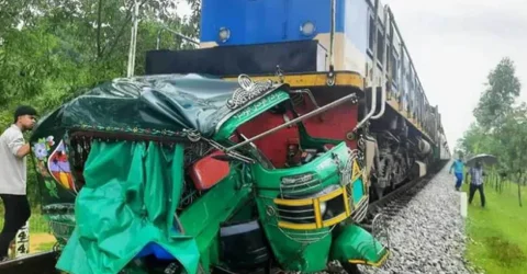 চট্টগ্রাম-কক্সবাজার রেলপথে ৭৭টি অবৈধ ক্রসিং, তিন বছরে ১০১ মৃত্যু