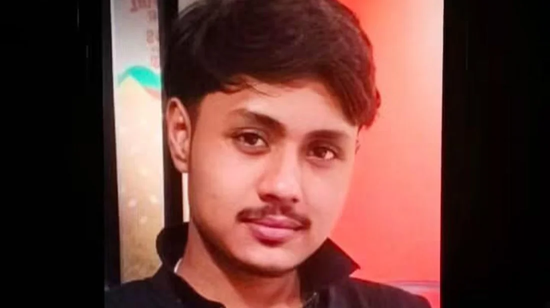 চায়ের দোকানের ঝগড়া থামাতে গিয়ে ছুরিকাঘাতে প্রাণ গেল তরুণের
