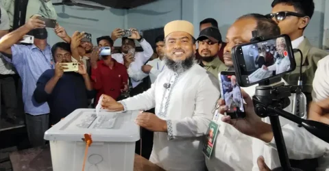 ভোট দিয়েই যে অভিযোগ জানালেন জামায়াতের প্রার্থী