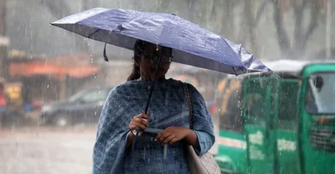 অস্থায়ীভাবে মেঘলা থাকতে পারে ঢাকার আকাশ, বজ্রবৃষ্টির আশঙ্কা