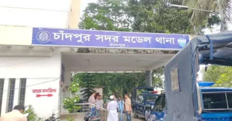 ‘হানিট্র্যাপ’ ফাঁদে ফেলে টাকা আদায়, গ্রেপ্তার ৪ নারী