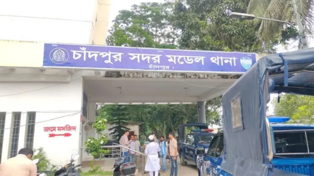 ‘হানিট্র্যাপ’ ফাঁদে ফেলে টাকা আদায়, গ্রেপ্তার ৪ নারী