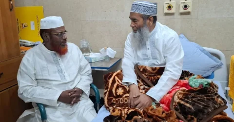এমপি মুজিবুর রহমানকে দেখতে হাসপাতালে জামায়াত সেক্রেটারি