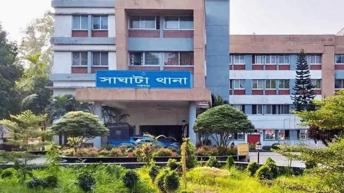 গাইবান্ধায় দিনে-দুপুরে অস্ত্র ঠেকিয়ে টাকা ও মোটরসাইকেল ছিনতাই