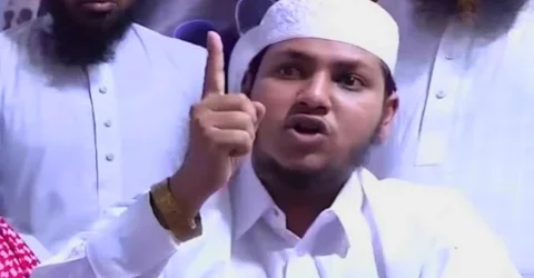 ‘মিডিয়া চাইলে বাপকেও কিনতে পারে’, বাবার অভিযোগের পর তাশরীফ